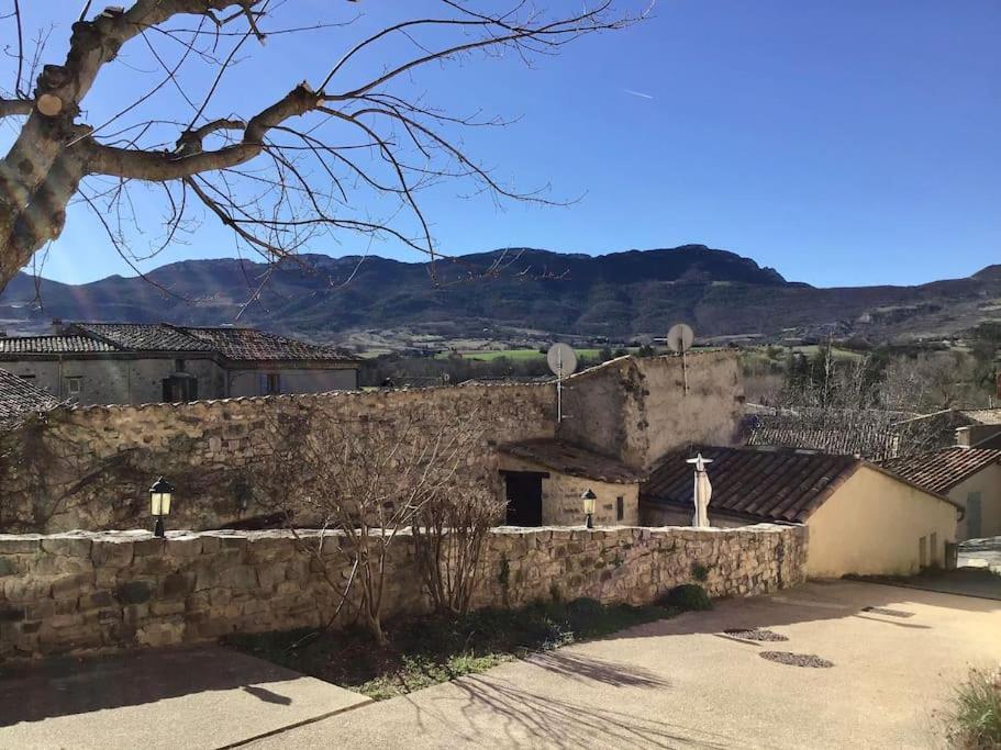 Gite Confortable Village Medieval Sainte-Jalle Baronnies Provencales Exteriér fotografie