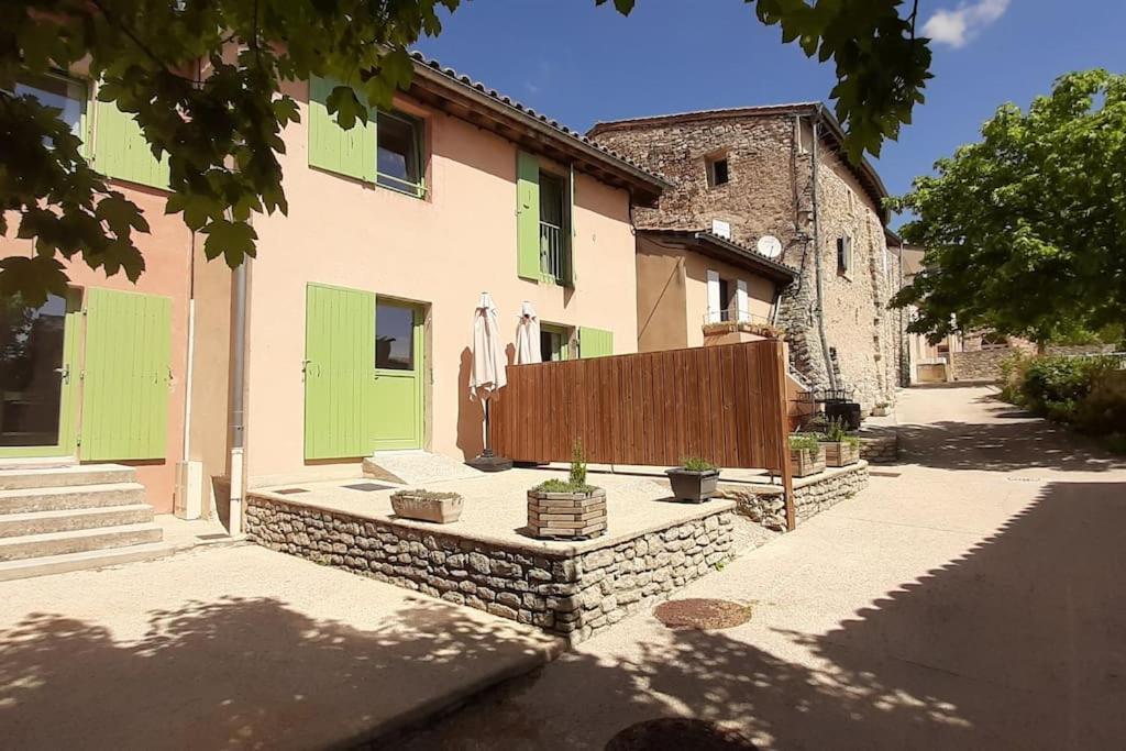 Gite Confortable Village Medieval Sainte-Jalle Baronnies Provencales Exteriér fotografie